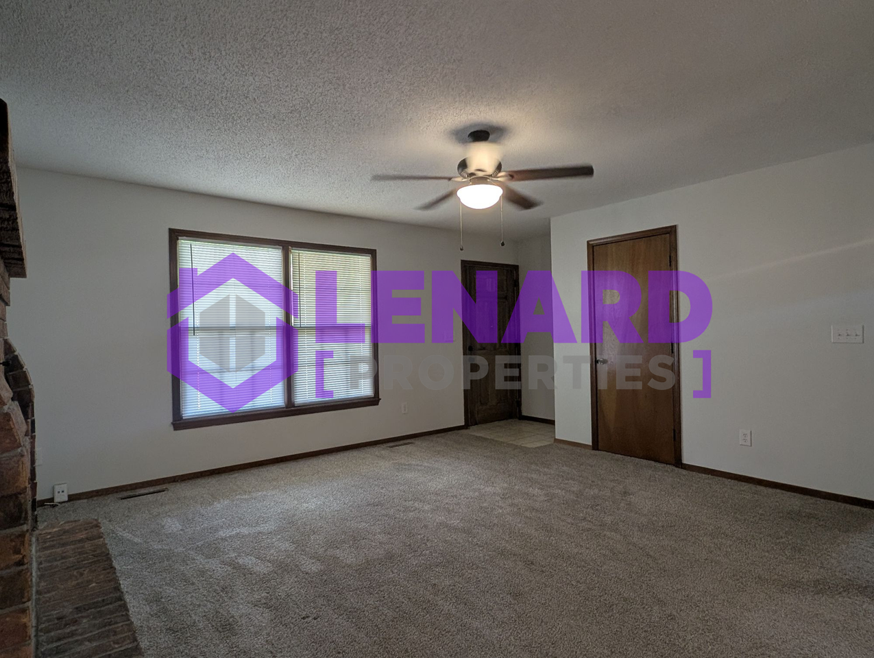 2111 S Western Ave - Photo 5 of 15