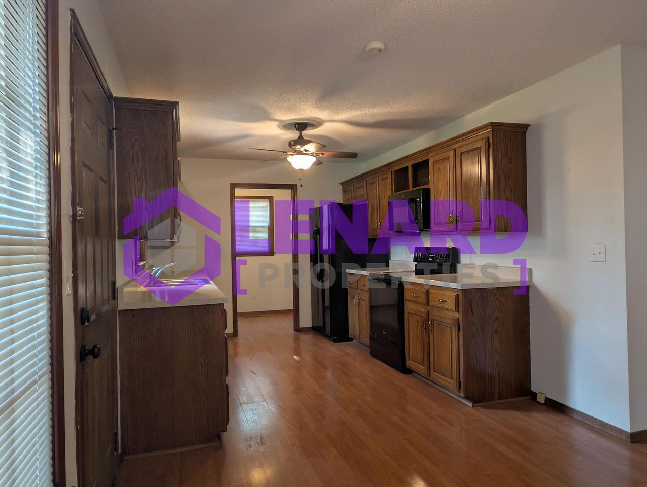 2111 S Western Ave - Photo 7 of 15