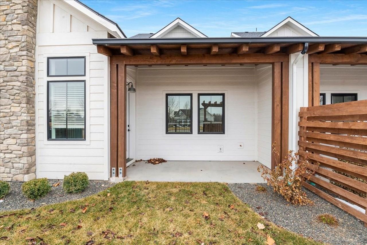 6642 N Asissi Ln - Photo 6 of 34