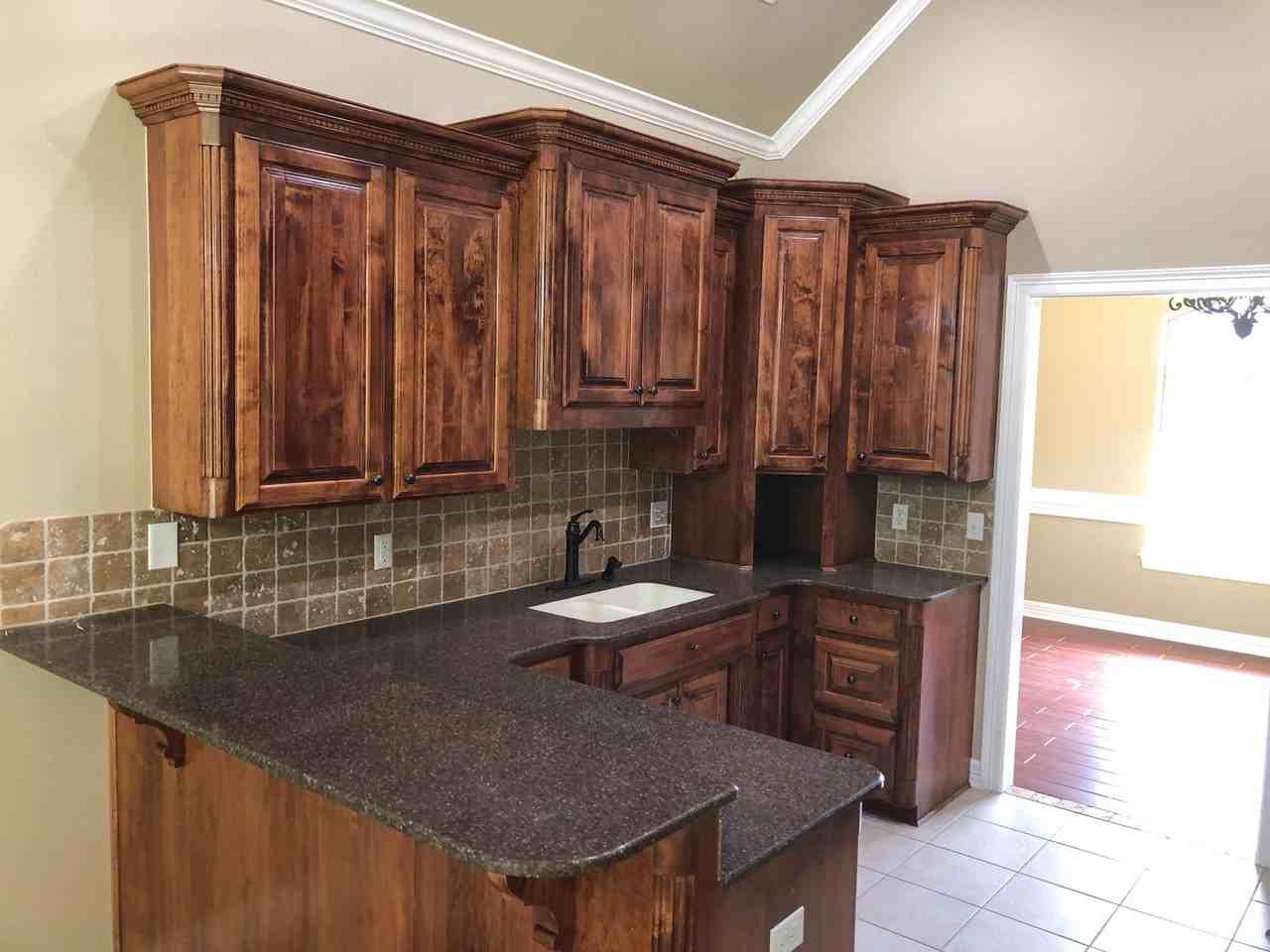 472 Grand Oaks Dr - Photo 4 of 21