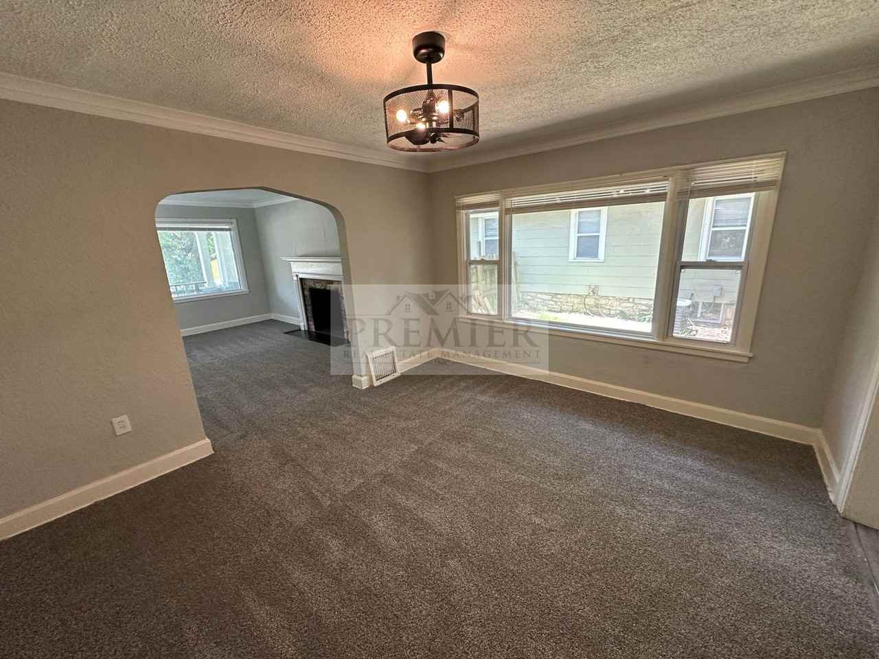 1702 E 72nd St - Photo 6 of 21