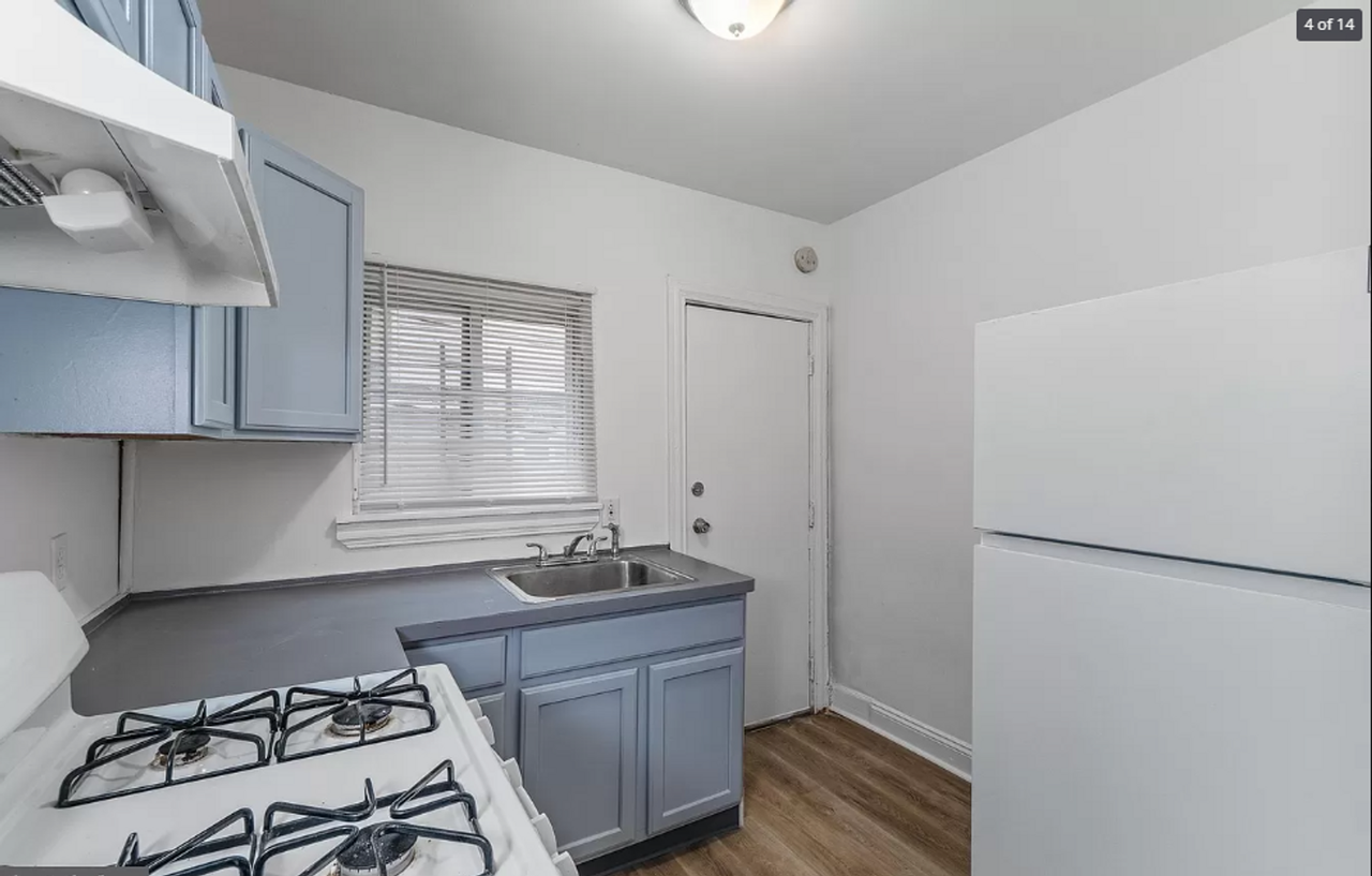 1833 N Bailey St - Photo 4 of 30