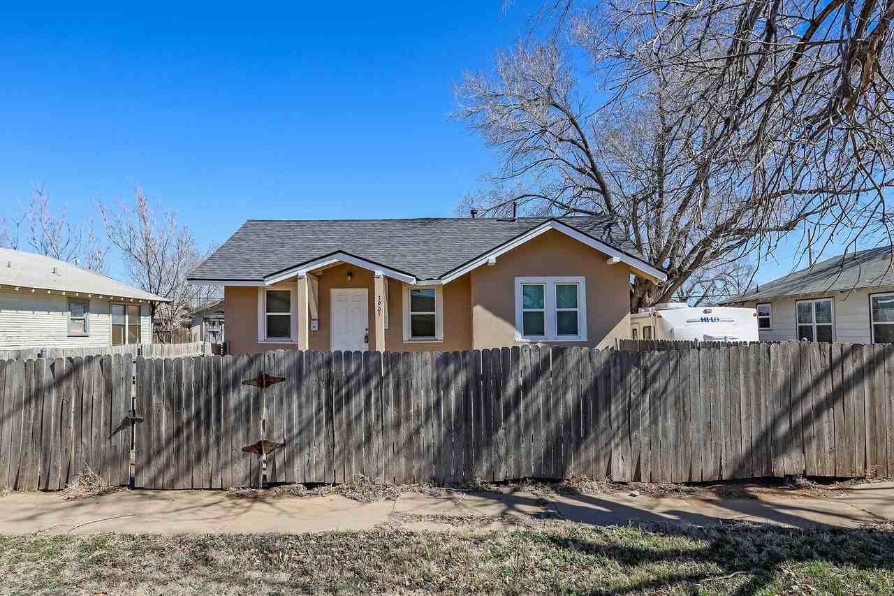 3905 S Tyler St - Photo 2 of 24