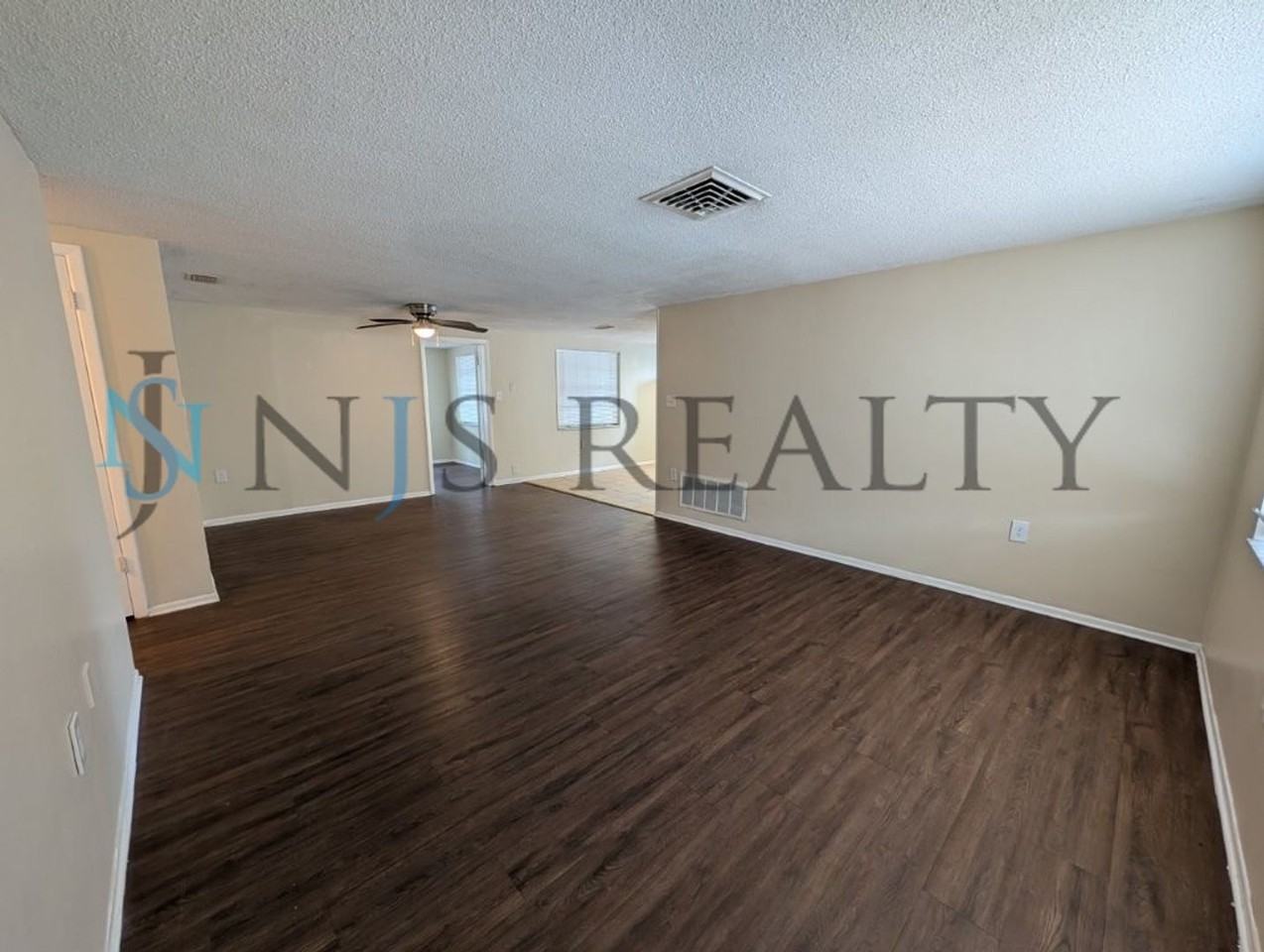 9520 Gray Fox Ln - Photo 3 of 18