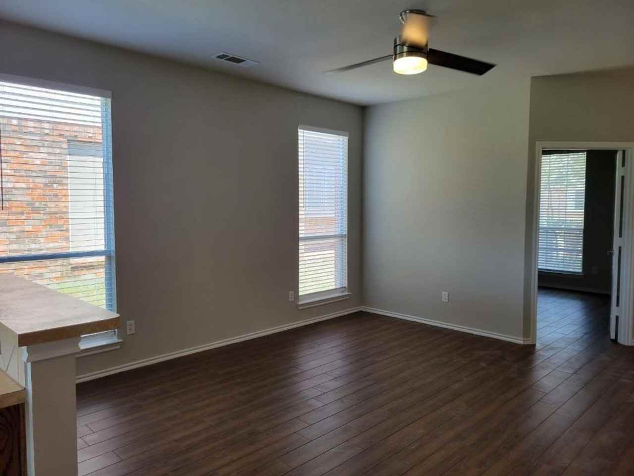10973 Hawks Landing Rd - Photo 6 of 20