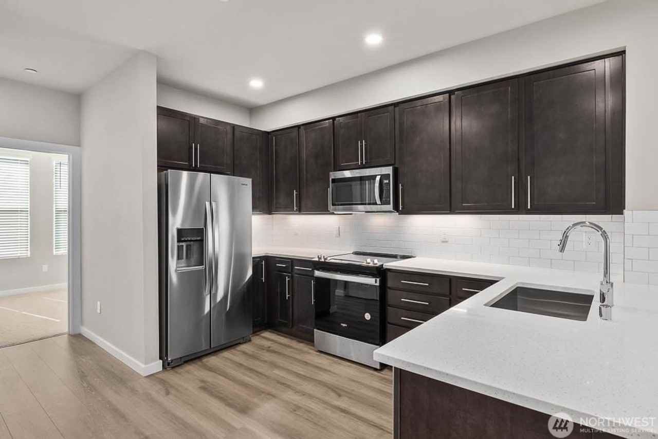14925 44th Ave W #B2 - Photo 6 of 23
