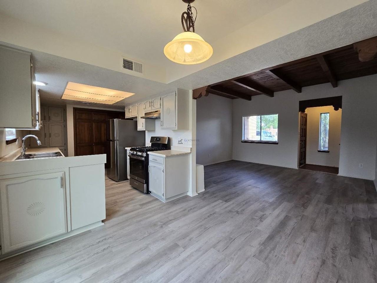2805 Vereda De Pueblo - Photo 2 of 15