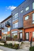 featured image of 2039 25th Ave S