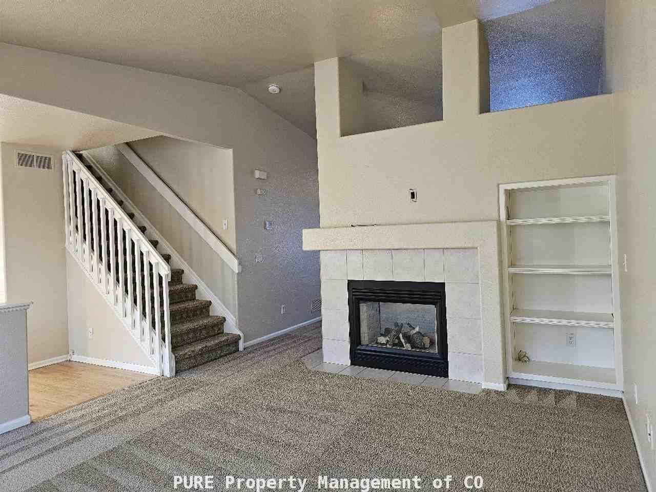 9394 Cove Creek Dr - Photo 3 of 28
