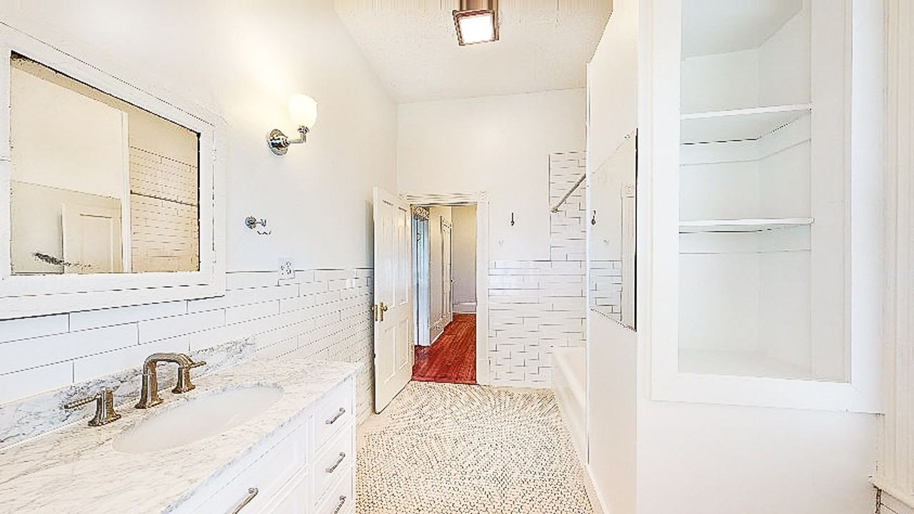 2 Bedroom 1 Bathroom Starland - Photo 4 of 30