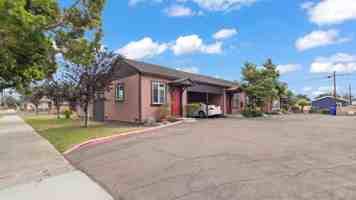 featured image of 1414 Roosevelt Ave
