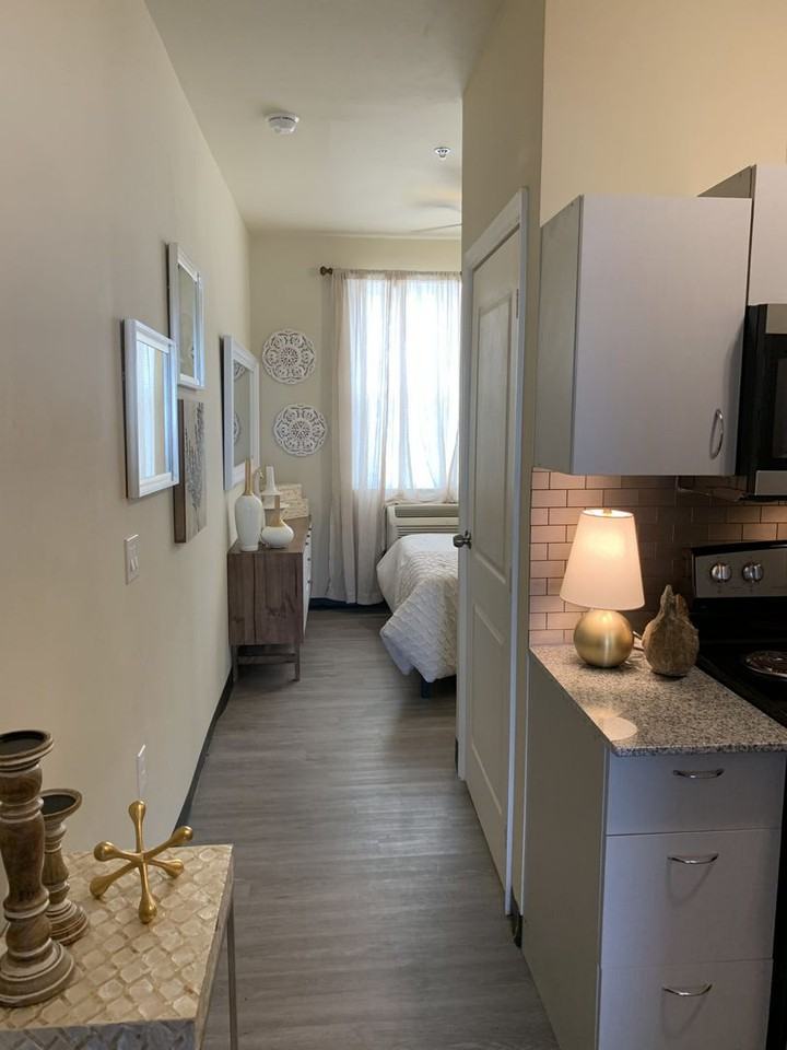 FOUNTAIN HILL APARTMENTS - Photo 5 of 7