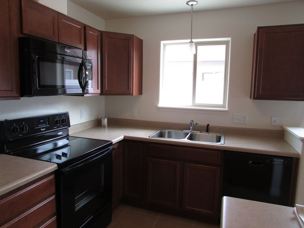 2456 Hannah Ln - Photo 6 of 23
