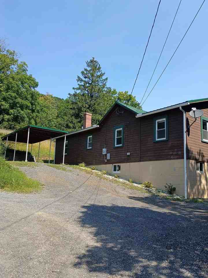151 Shetland Dr - Photo 2 of 12