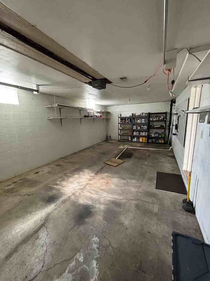 2543 Edgemont Ave - Photo 7 of 23