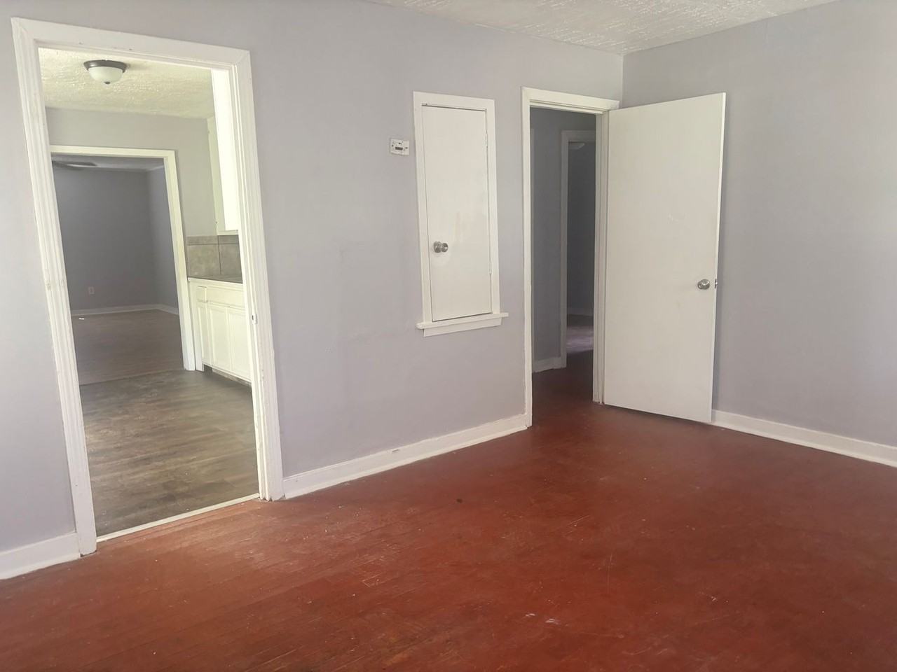 2829 Comfort St - Photo 4 of 5