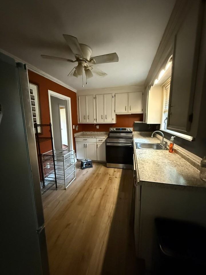 234 S Bull St - Photo 5 of 16