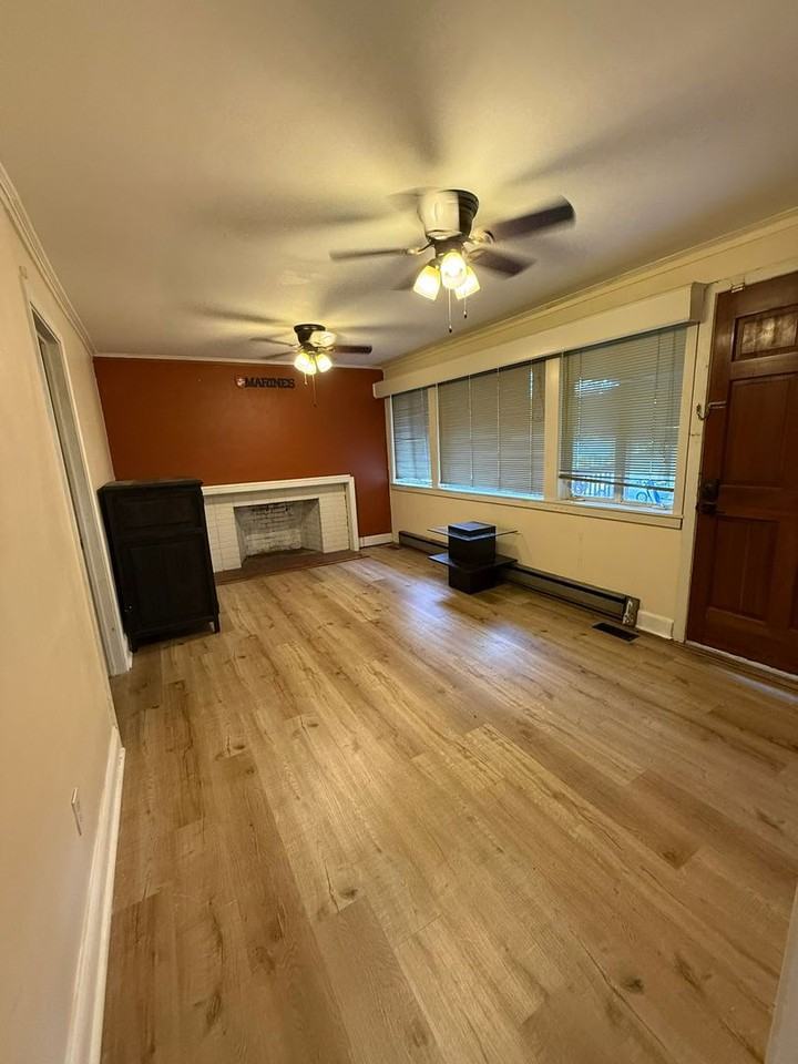234 S Bull St - Photo 7 of 16