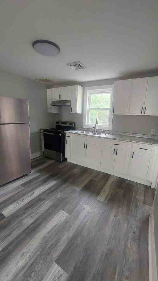 31 William St - Photo 2 of 12