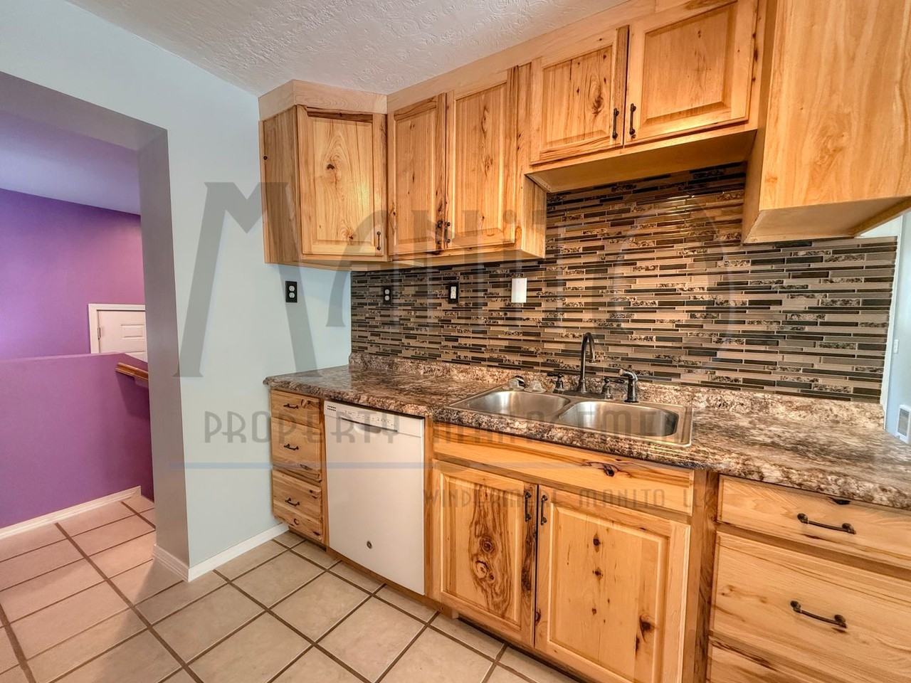 3642 W Wellesley Ave - Photo 7 of 33