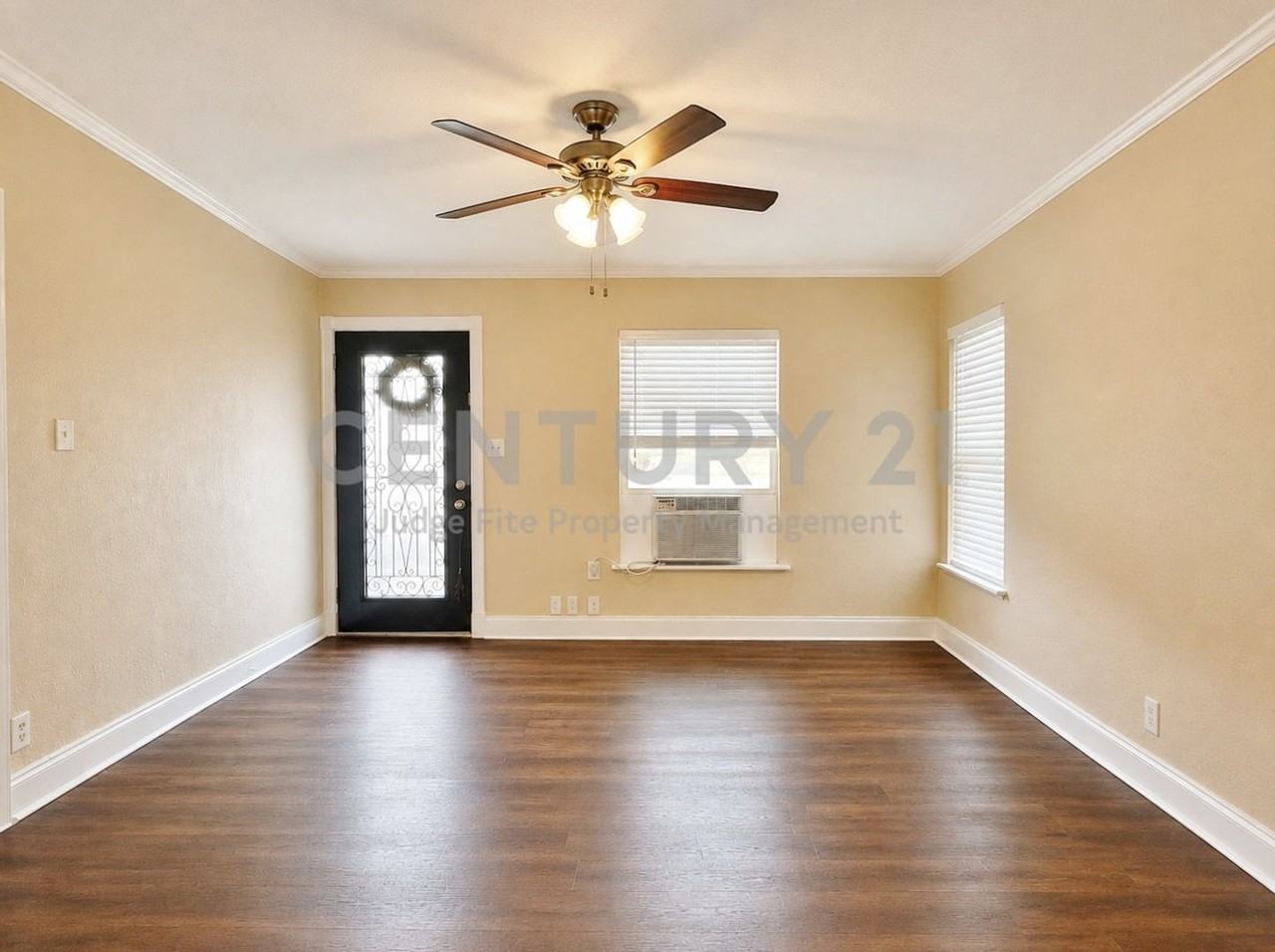 4236 Comanche St - Photo 2 of 22