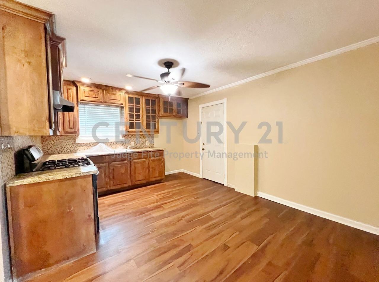 4236 Comanche St - Photo 4 of 22