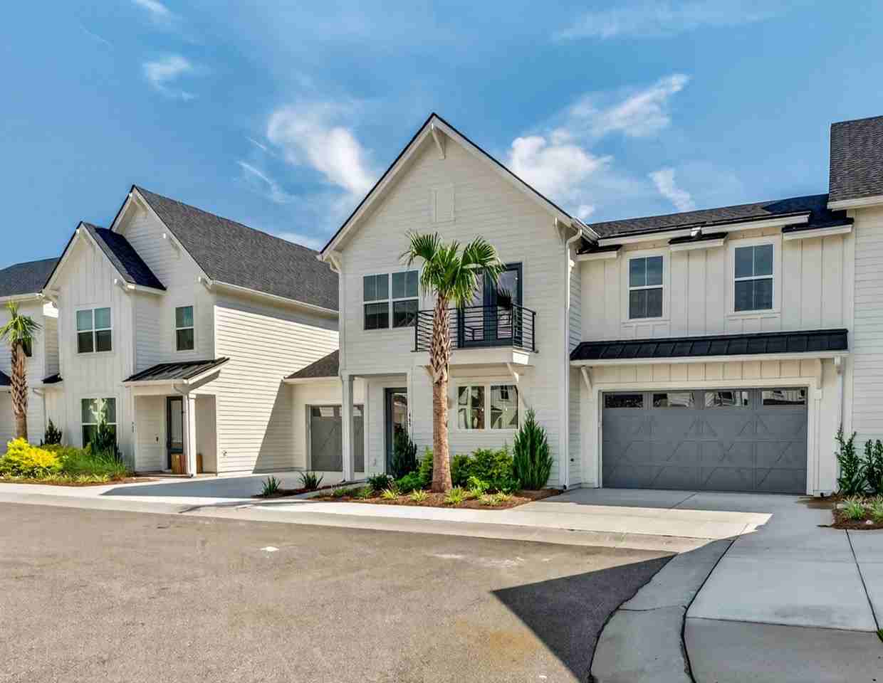 405 Oak Hammock Ct - Photo 3 of 50