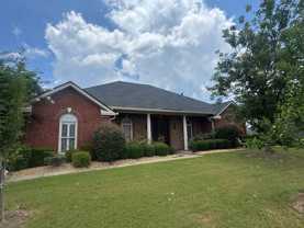 416 Towne Lake Dr - Photo 1 of 1