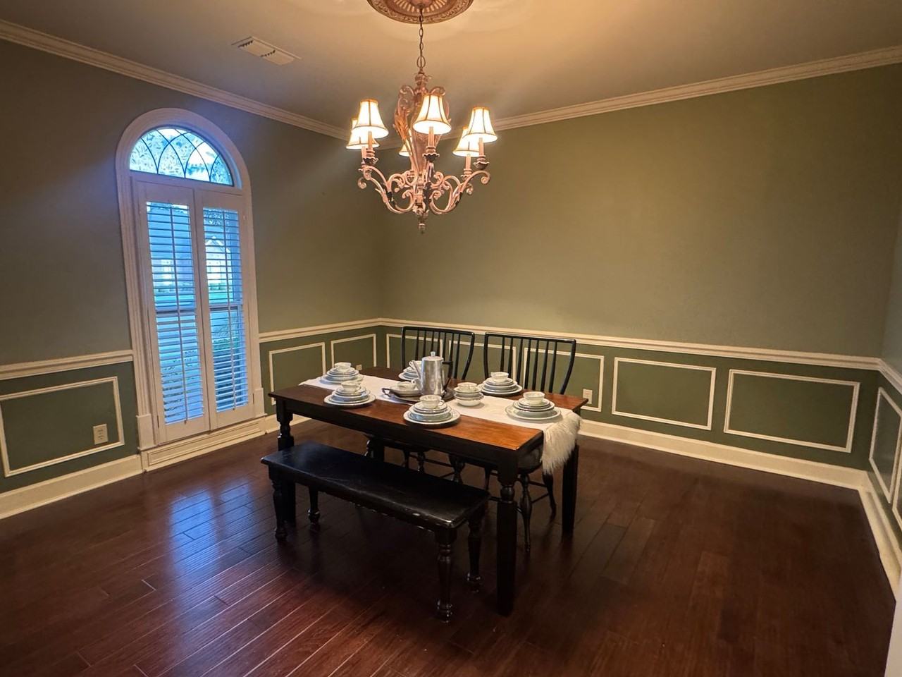 416 Towne Lake Dr - Photo 5 of 38