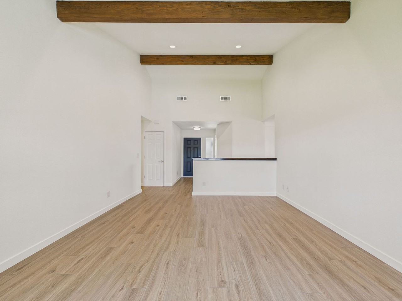 442 Fontanelle Dr - Photo 3 of 28