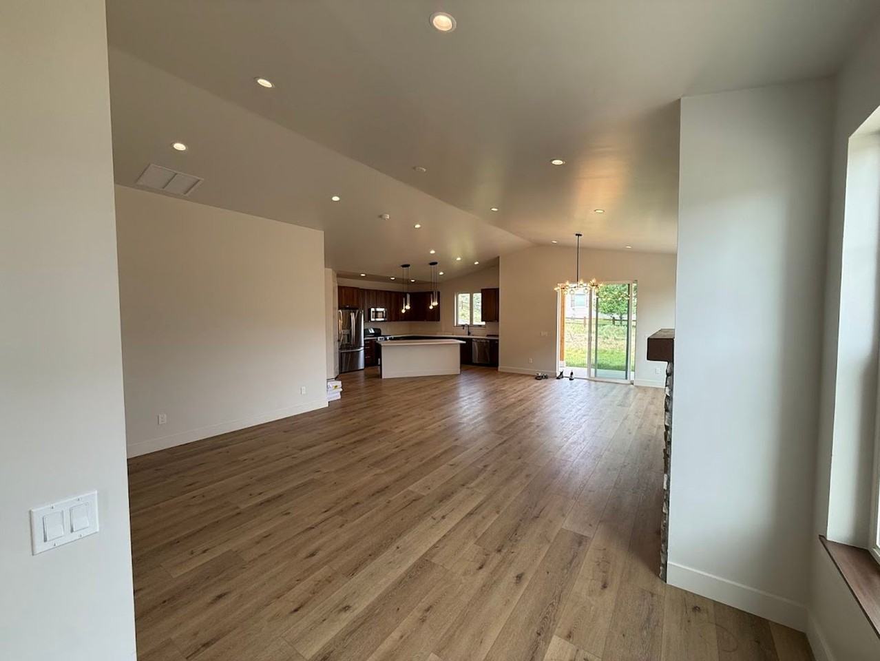 34 Mt Yale Ct - Photo 4 of 9