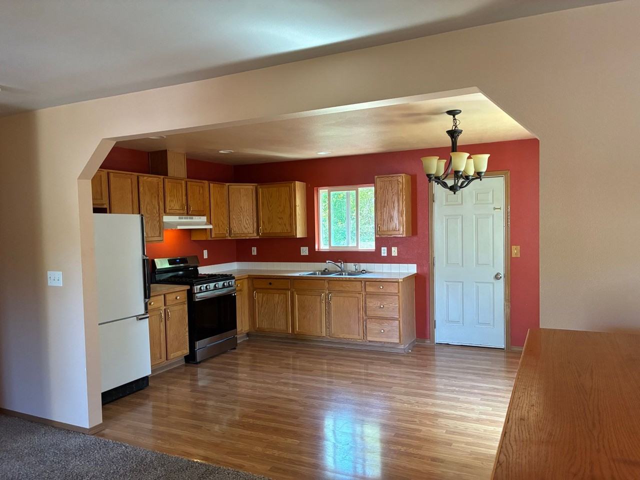 2600 Arbor St - Photo 3 of 7
