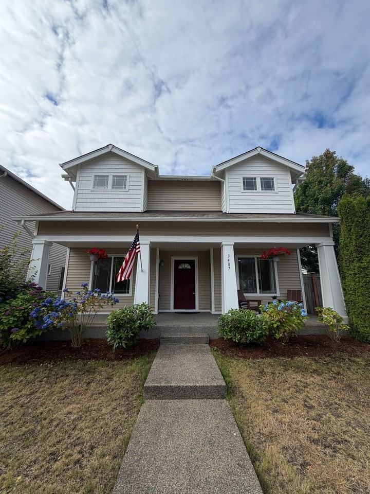 3487 Peterson St
