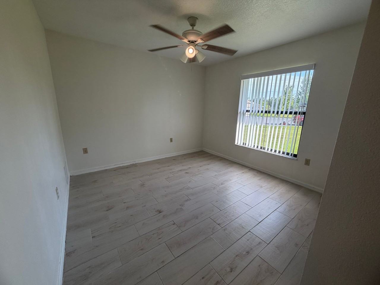608 Antelope Ln - Photo 6 of 12