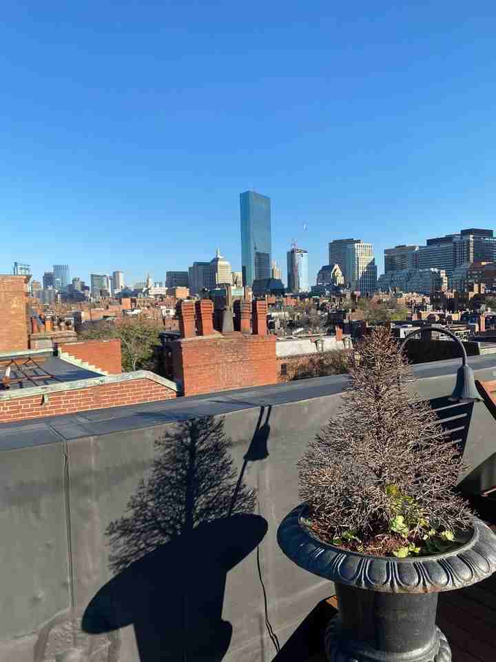 458 Beacon St - Photo 4 of 20