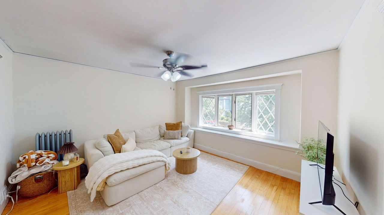 105 Bennett St - Photo 6 of 12