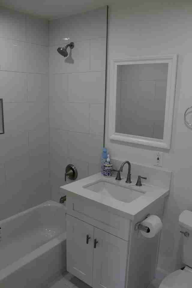 227 Waldo Ave #A - Photo 6 of 12