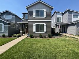 featured image of 7033 Se Benedict St
