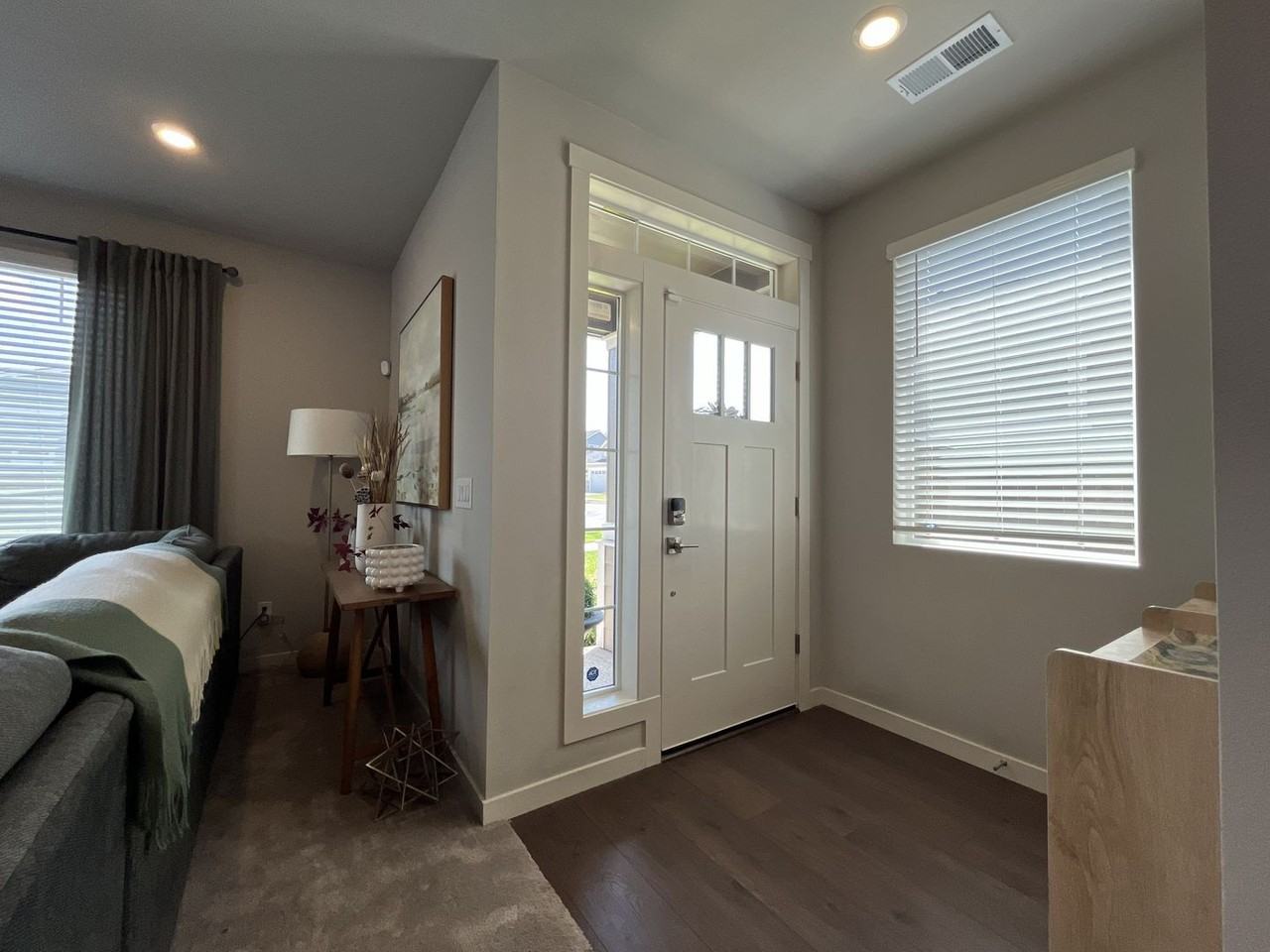 7033 Se Benedict St - Photo 4 of 48