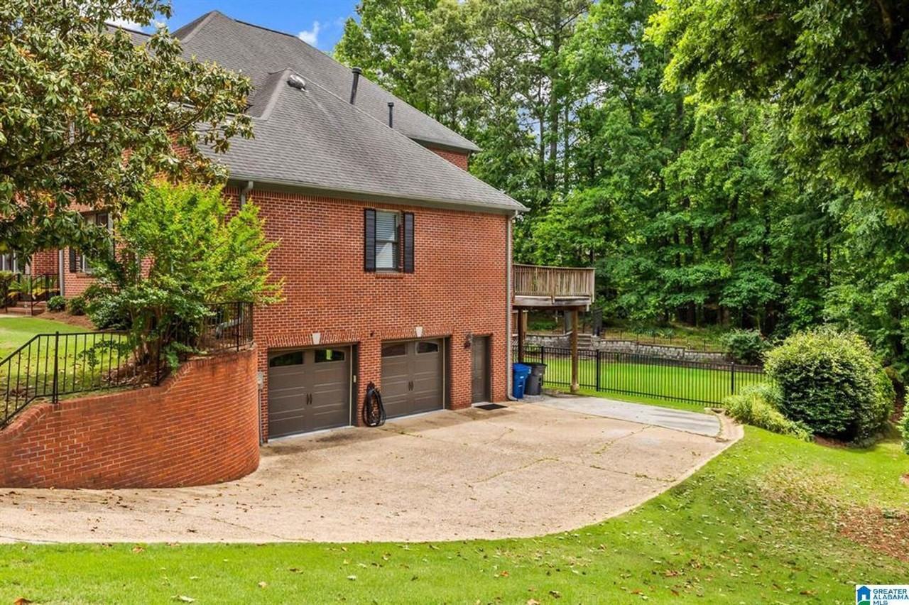 504 Hillock Trce - Photo 6 of 50