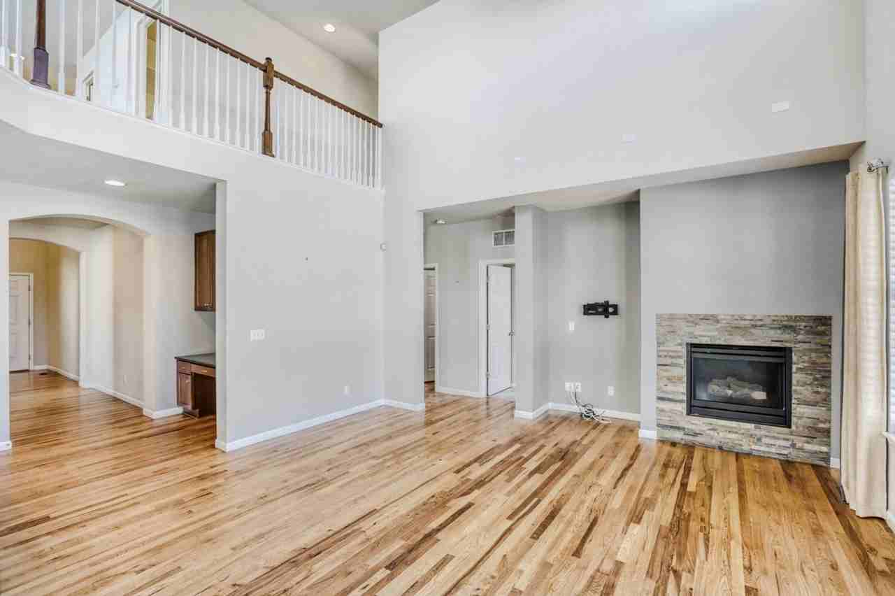 5016 Kimberly Pl - Photo 6 of 34