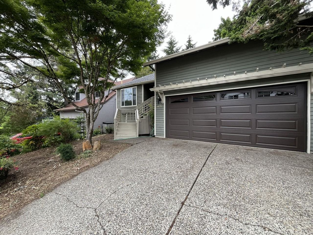 4737 Sw Pendleton St - Photo 2 of 42