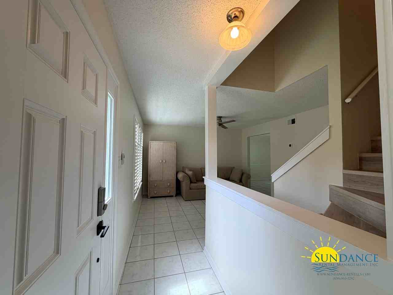 139 Scranton St - Photo 2 of 28
