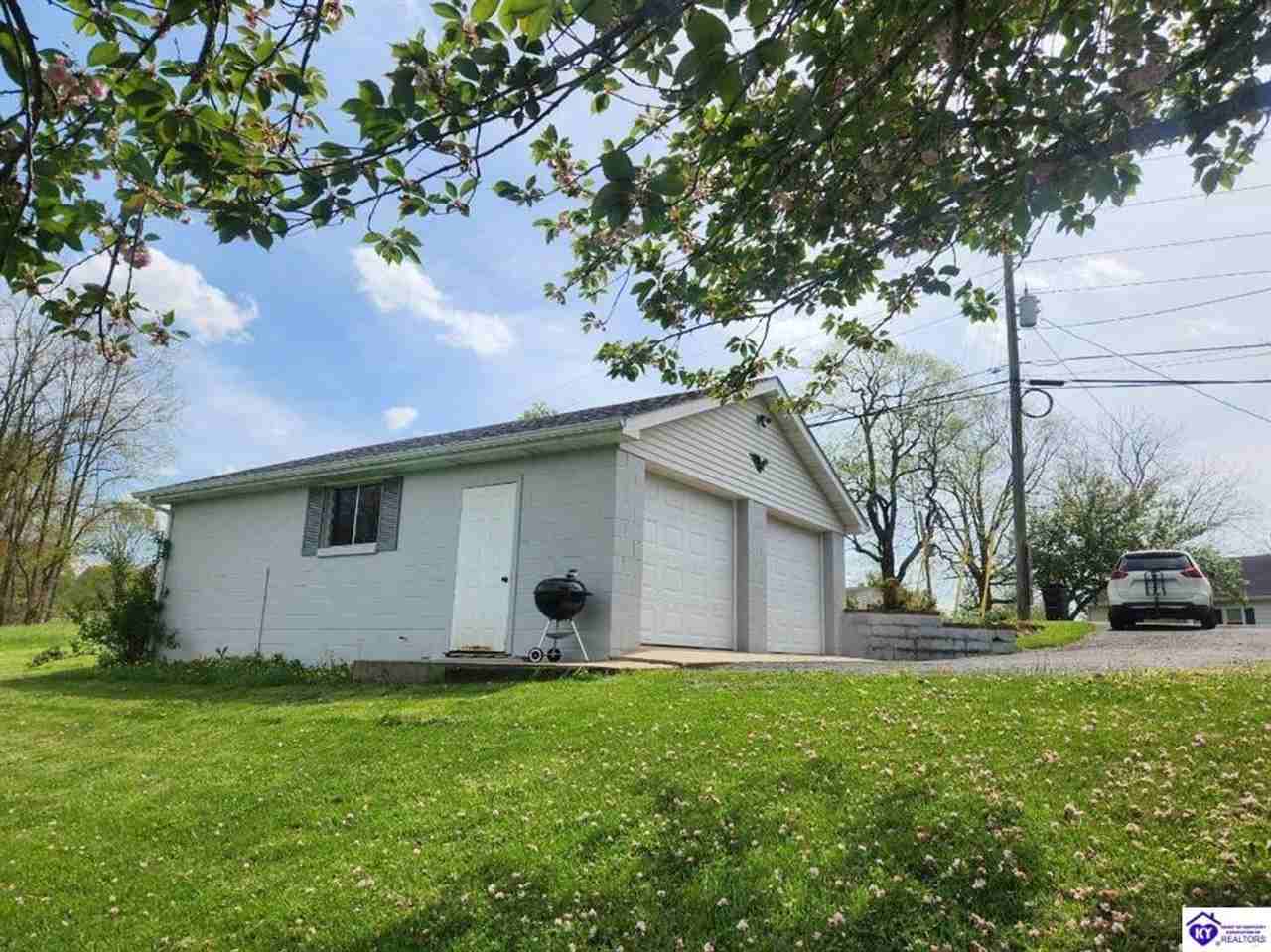 1231 Crume Rd - Photo 3 of 3