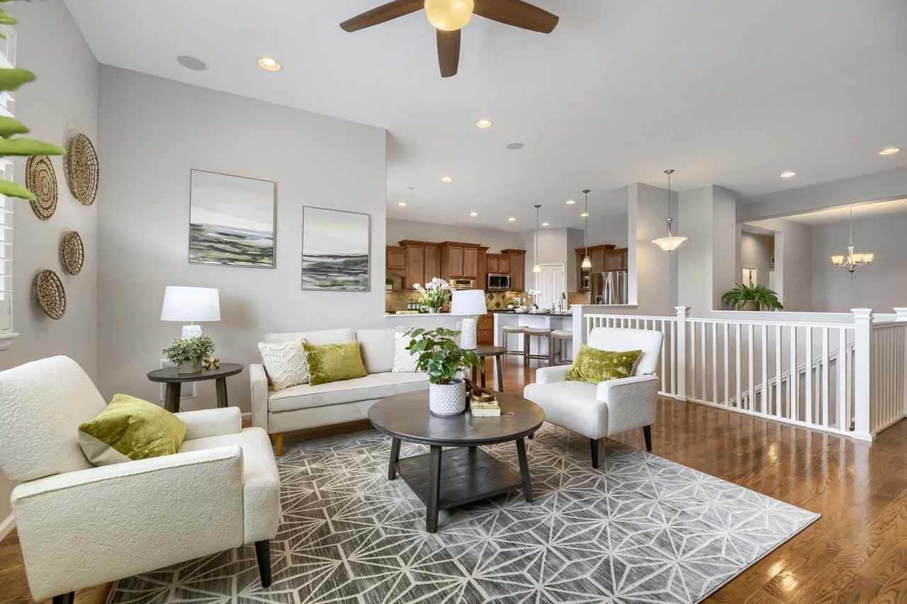 15625 Carob Cir - Photo 4 of 39