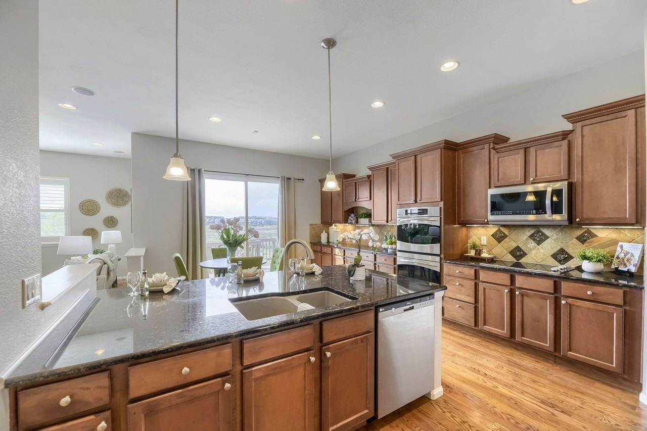 15625 Carob Cir - Photo 6 of 39