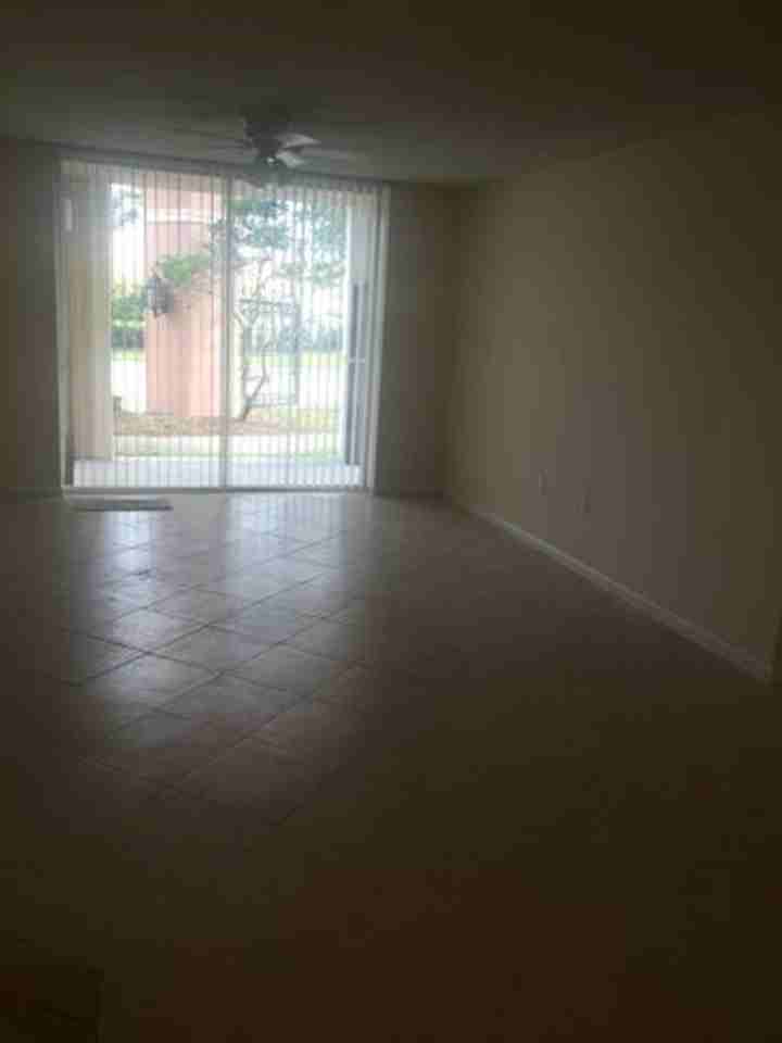 7912 Sonoma Springs Cir - Photo 4 of 12