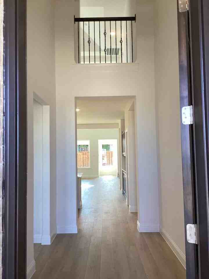 1720 Sangallo Ln - Photo 3 of 19