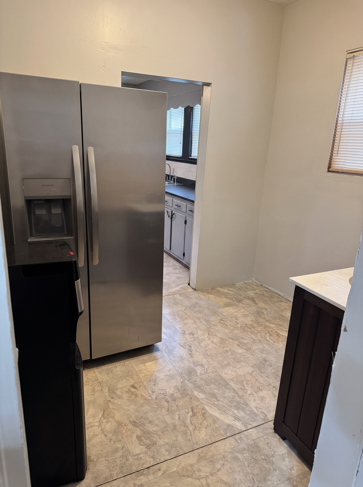 428 Bryant St - Photo 3 of 11