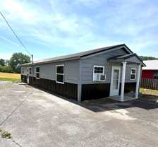 411 Mammoth Cave St - Photo 1 of 1